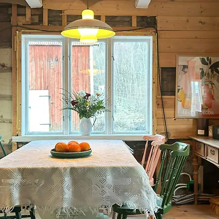 Feriehus 1860 Smallholding With Fjord View Near