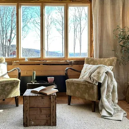 1860 Smallholding With Fjord View Near Feriehus *