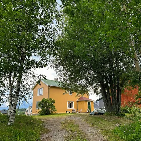 Feriehus 1860 Smallholding With Fjord View Near